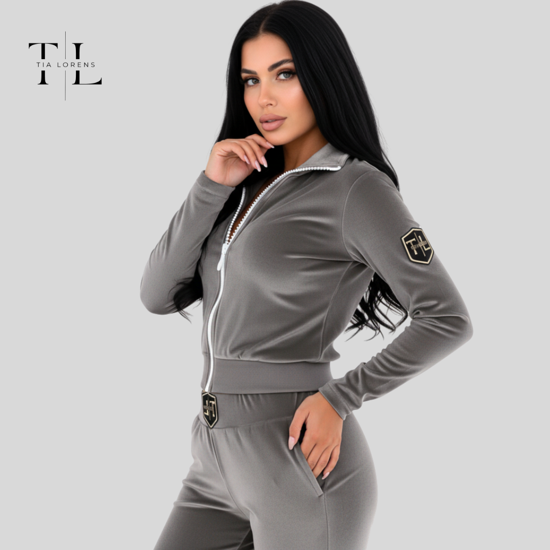 Tia Lorens Grey Plush