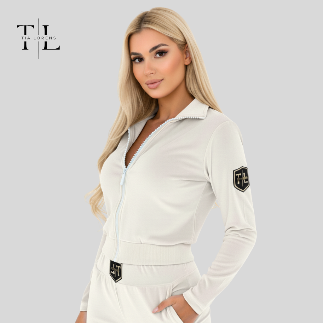 Tia Lorens White Plush