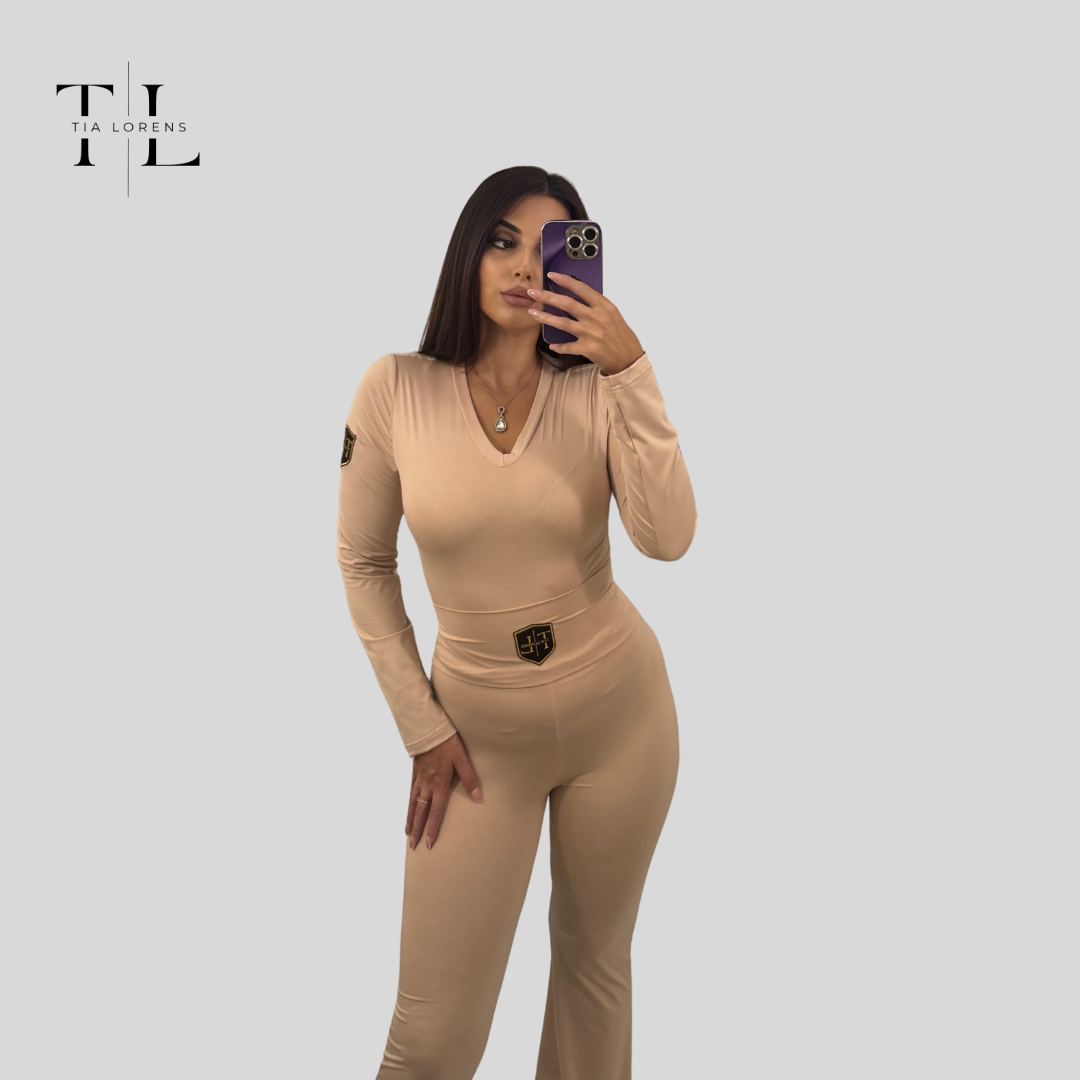 Tia Lorens Nude Flare Elegance