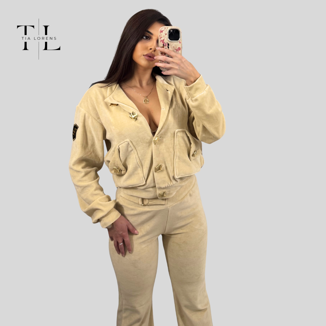 Tia Lorens Velvet Luxe Plush Set Beige