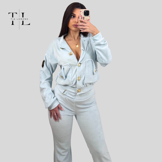 Tia Lorens Velvet Luxe Plush Set – Baby Blue