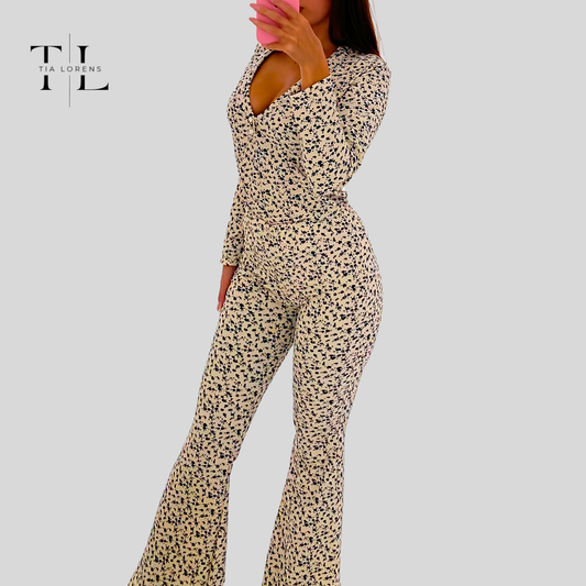 Tia Lorens Floral Elegance Set