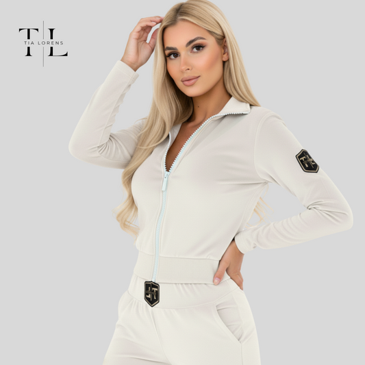 Tia Lorens White Plush