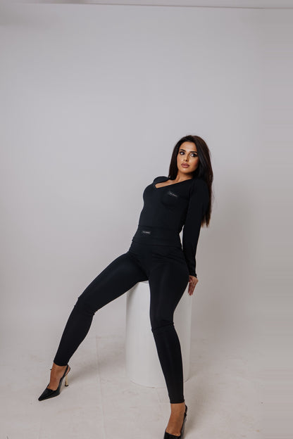 Tia Lorens Black Luxe Set – 5