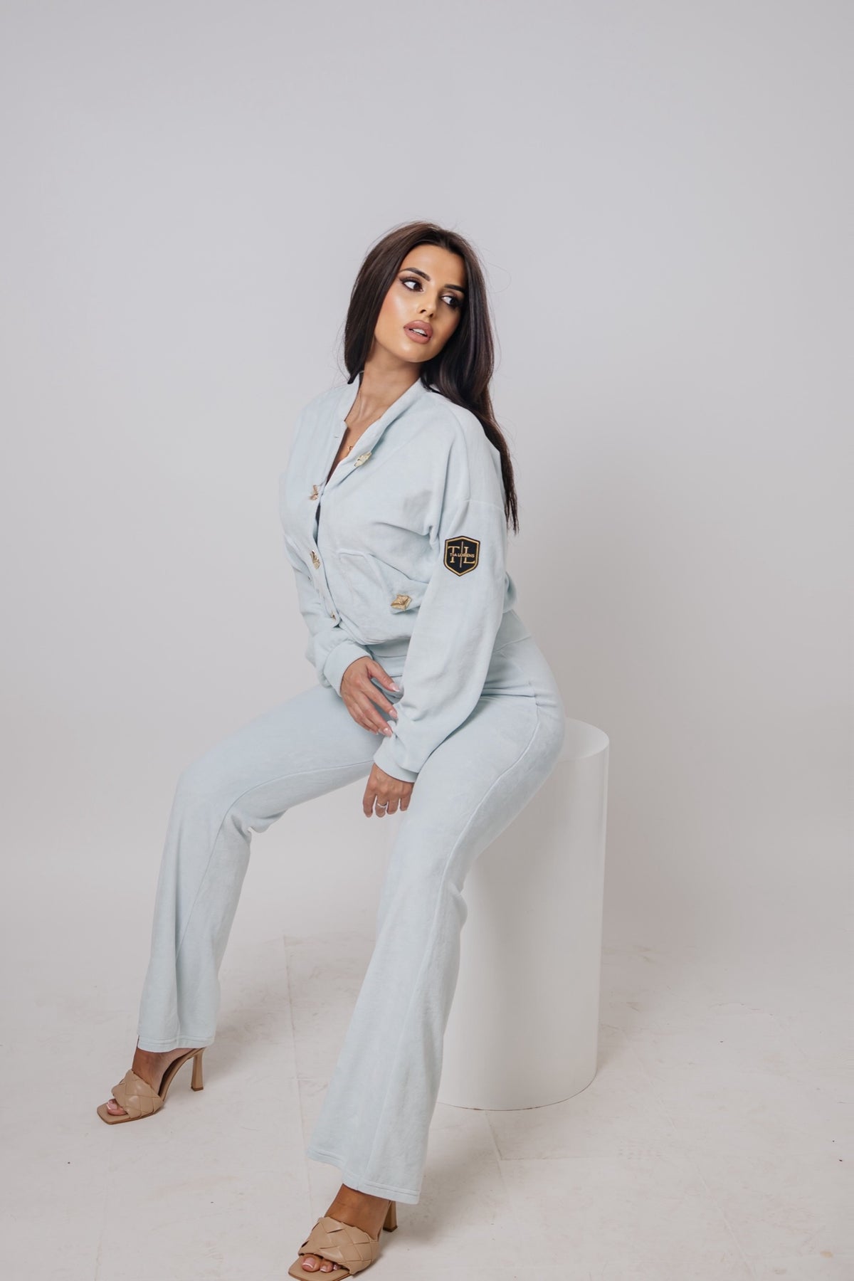 Tia Lorens Velvet Luxe Plush Set – Baby Blue – 8
